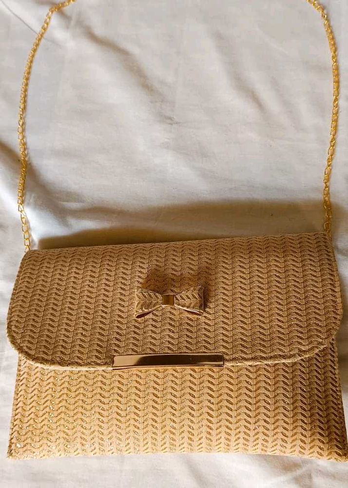 A New Type Of Sling Bag