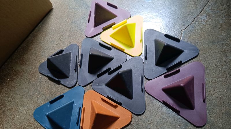 Tabletop Mobile Stand for Table, Table Mobile Stand, Mobile Holder for Table, Stand for Mobile and Tablet (pyramid)