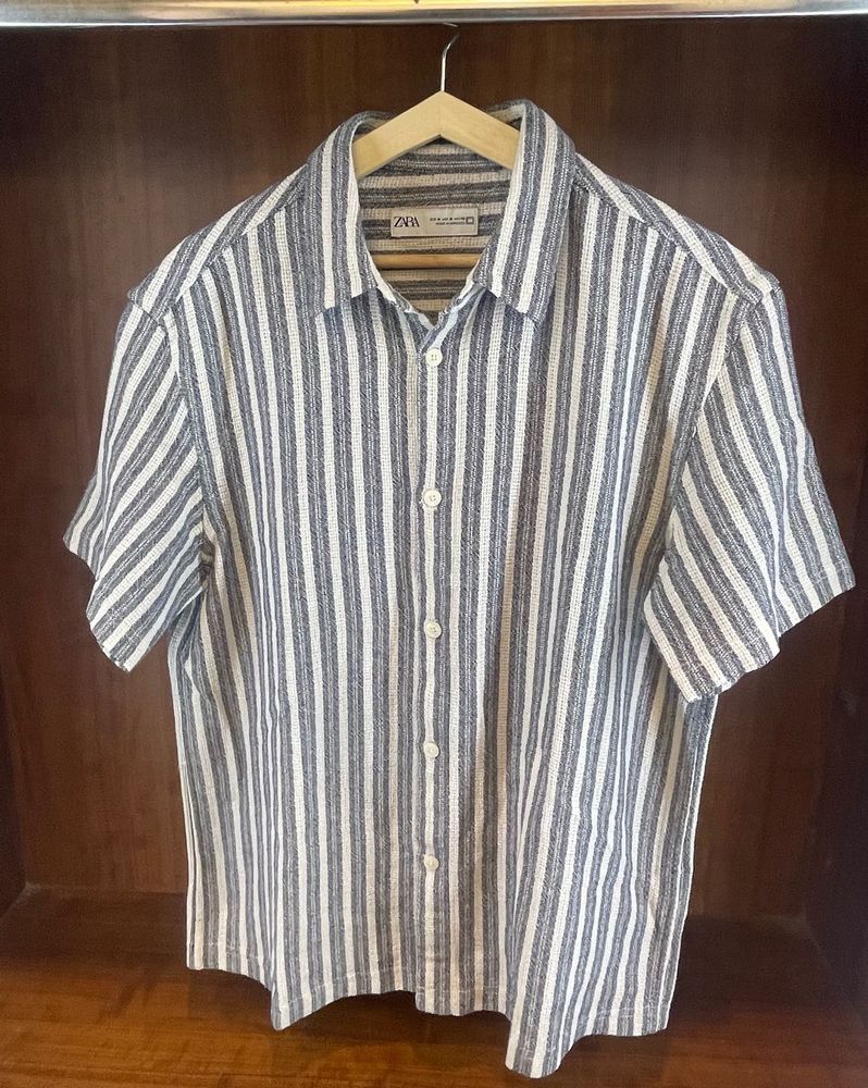 ZARA Men’s Striped Casual Shirt – Size M – Premium