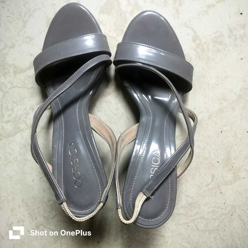 Corsica Grey chic Heels