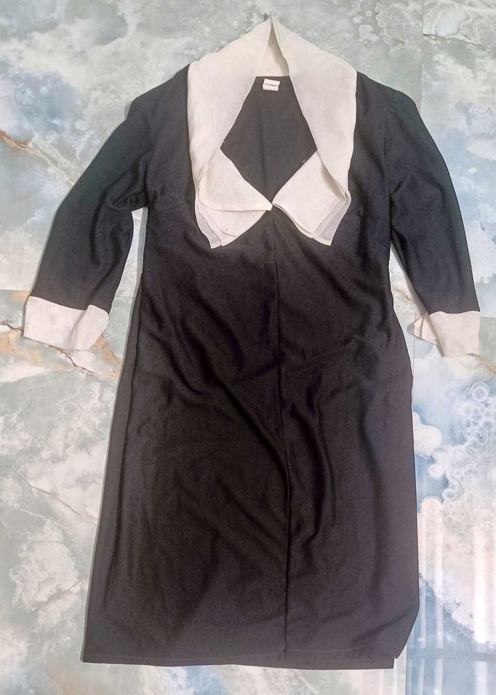 Elegant Black Midi Dress