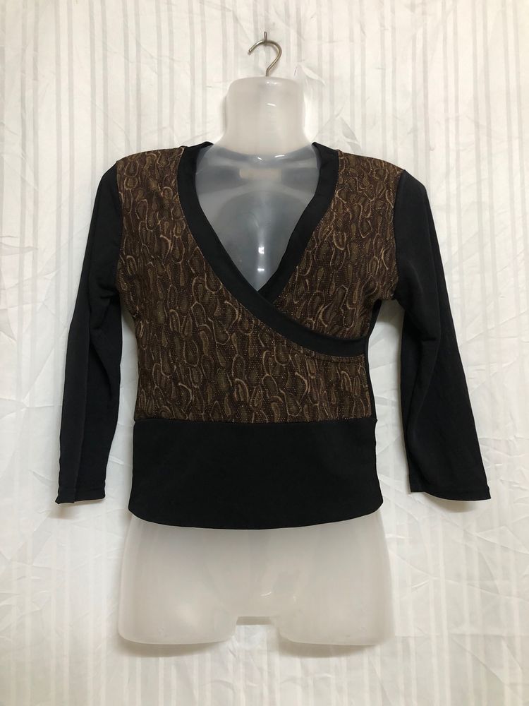 S🍎L  Black Stylish Top