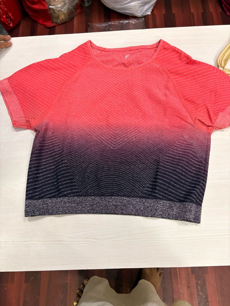 Ombre Active Top