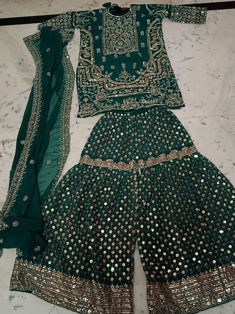 New Beautiful Heavy Wedding Dress