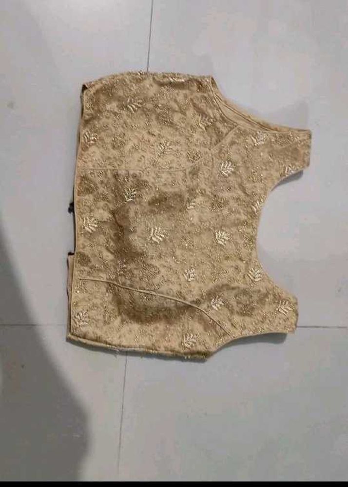 Pretty Blouse