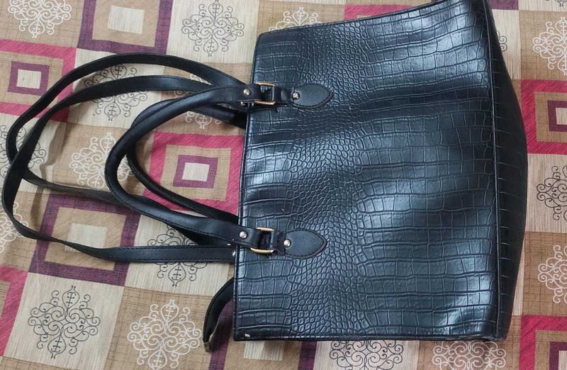 Women&#39;s  Leather Handbag