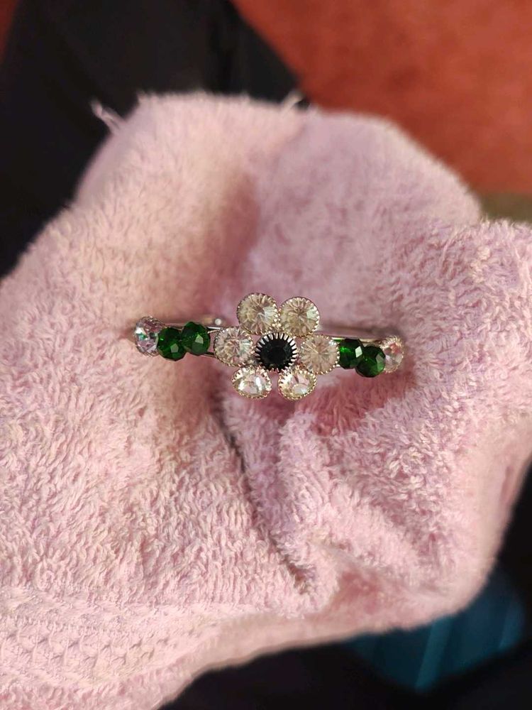 Flower Crystal Ring