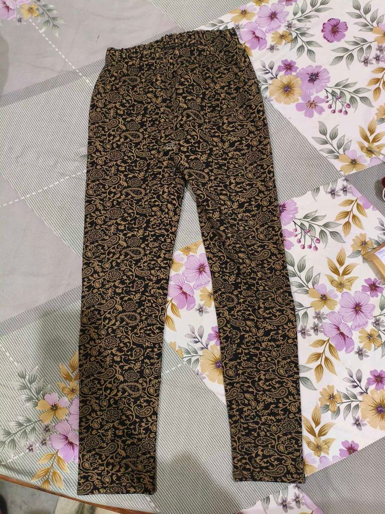 Paisley Print Casual Pants