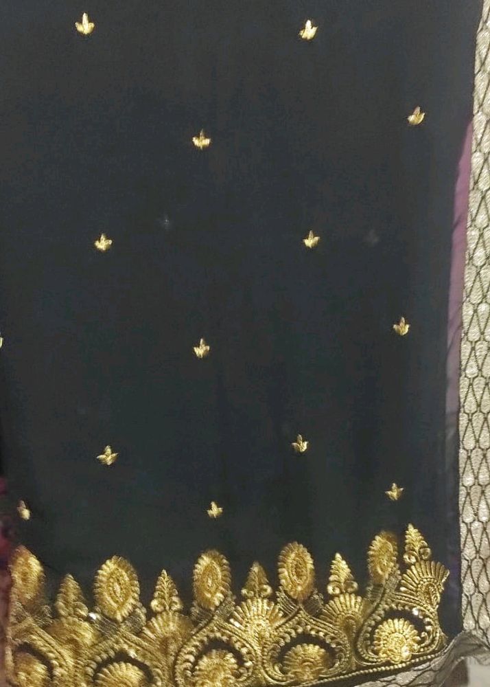 Black Saree No Blouse