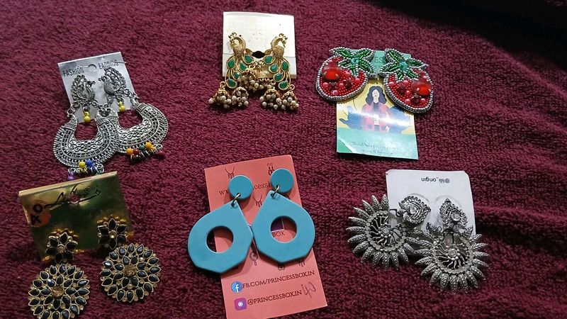 Earrings Set
