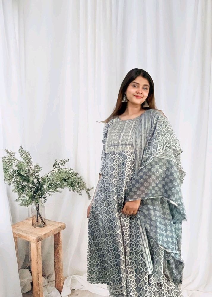3 Set Anarkali Kurta , Pant , Dupatta