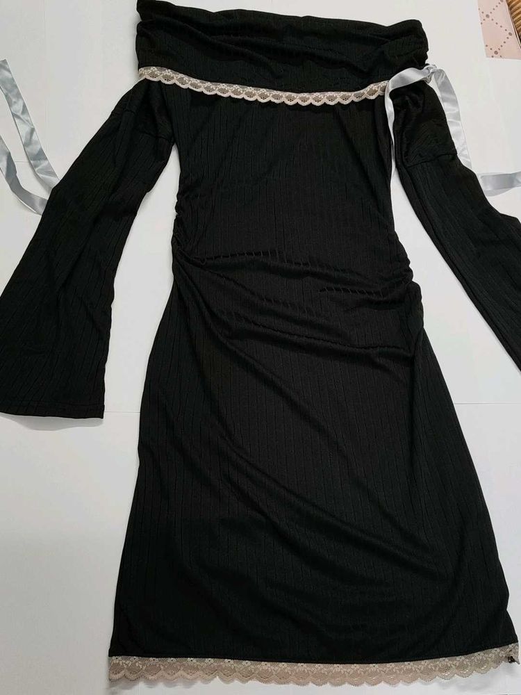 Chic Off-Shoulder Dress