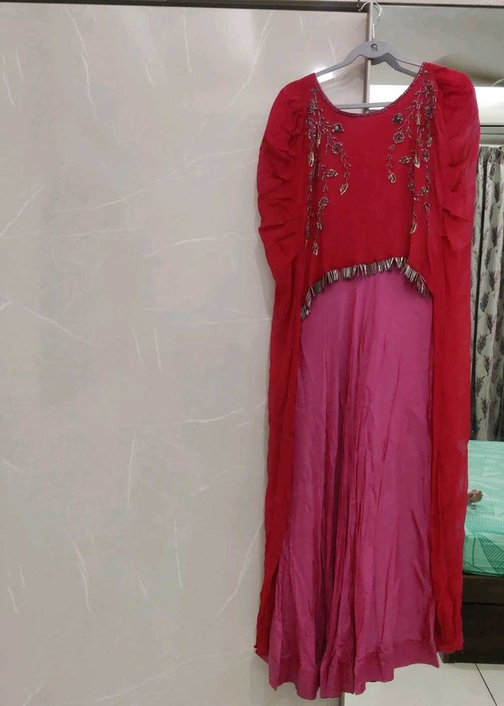 Maxi Dress .