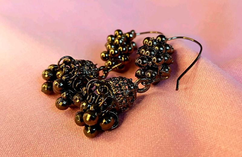 Antique Black Metal Jhumka Earrings 🦪✨️