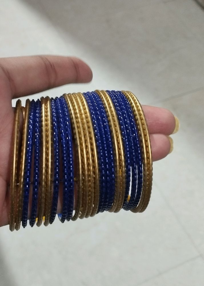Bangals Blue And Golden If You Buy Single, It&#39;s Also Available.