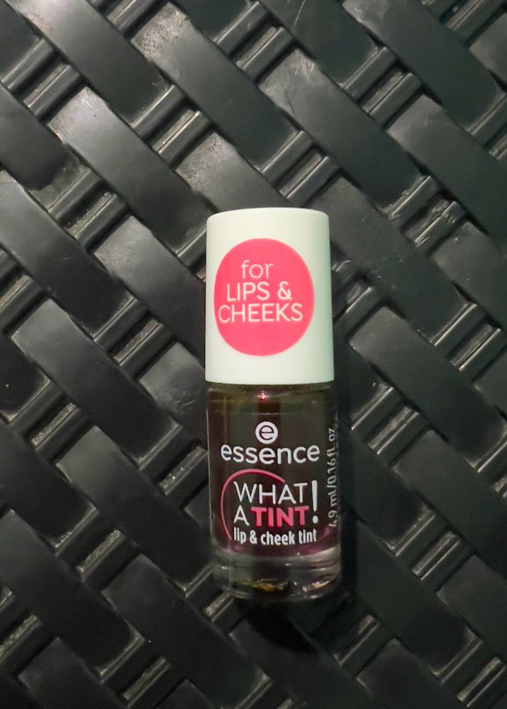 Essence ‘What A Tint’ Lip &amp; Cheek Tint