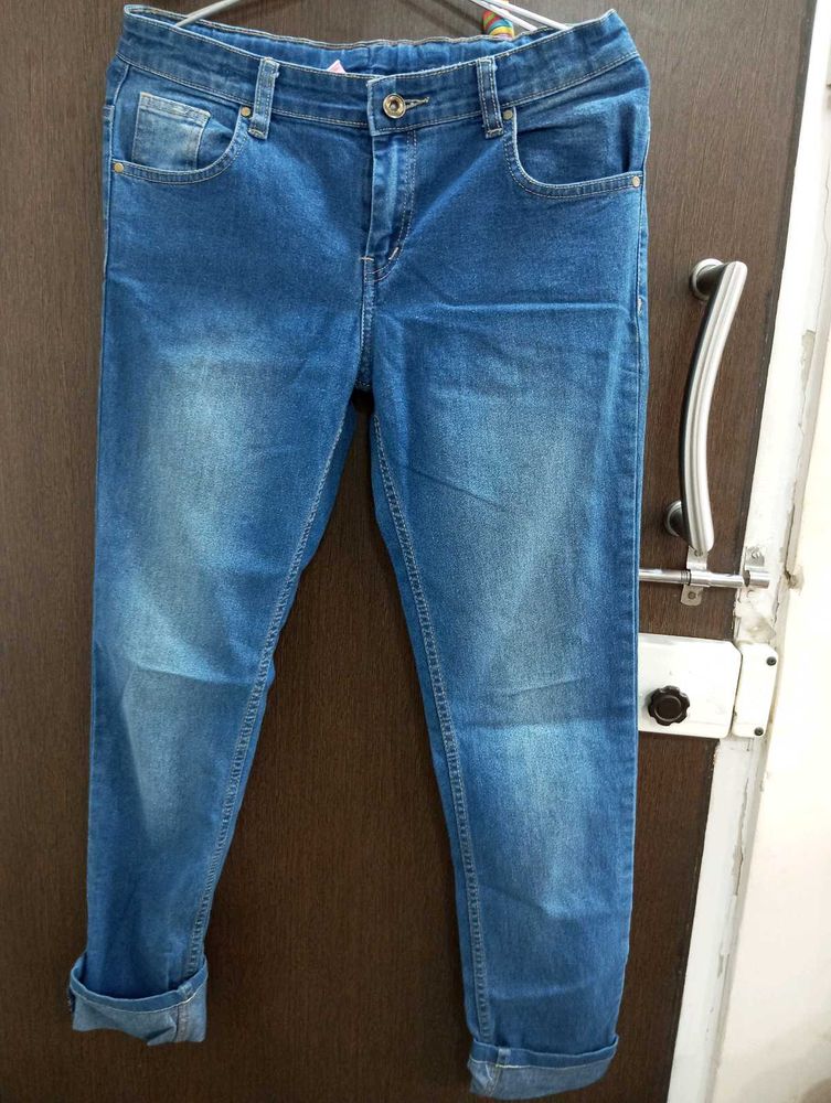 Jean&#39;s ( Almost New)