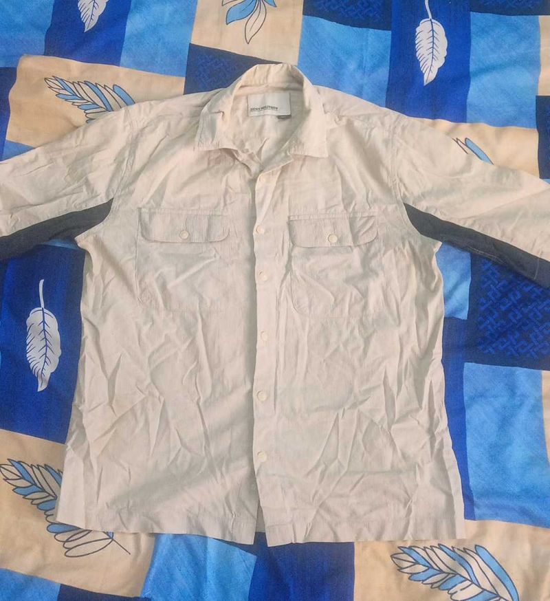 Men&#39;s Button-Down Shirt