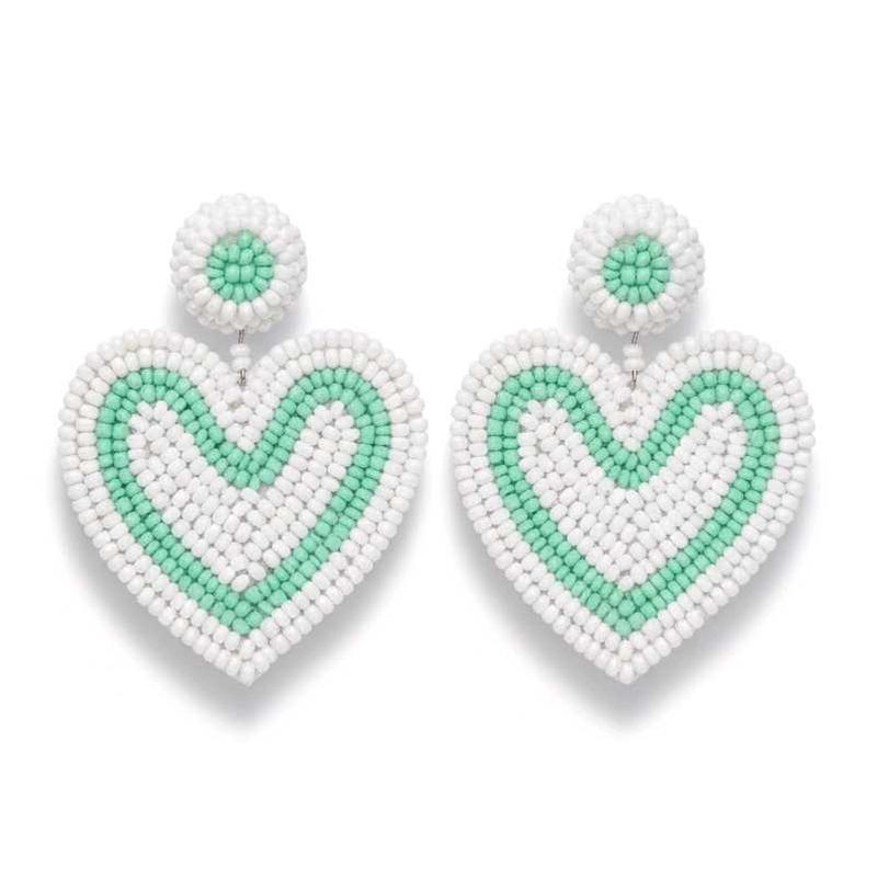 Beaded Heart Drop Earrings💚