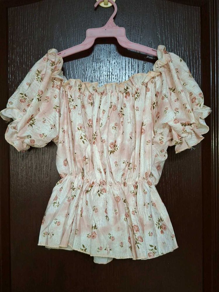Floral Off-Shoulder Top(unused)