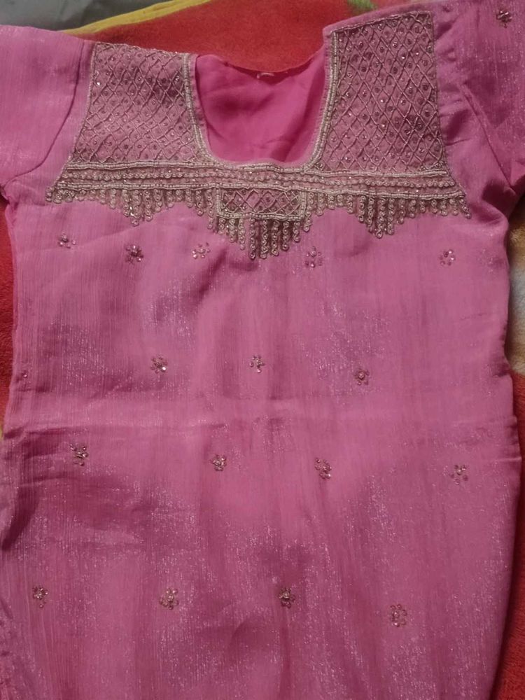 Suits Nd Kurti Blessure