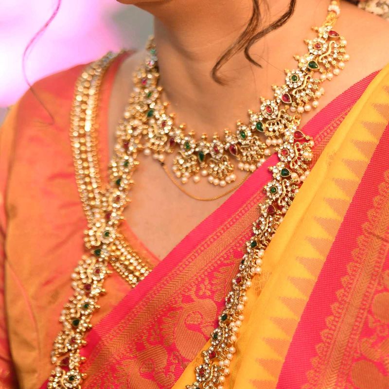 Elegant Indian Jewelry Set