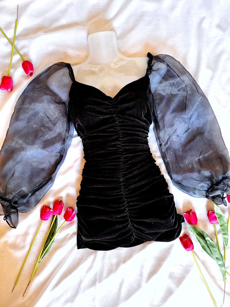 Price Drop!!SSS Black Velvet Bodycon Dress