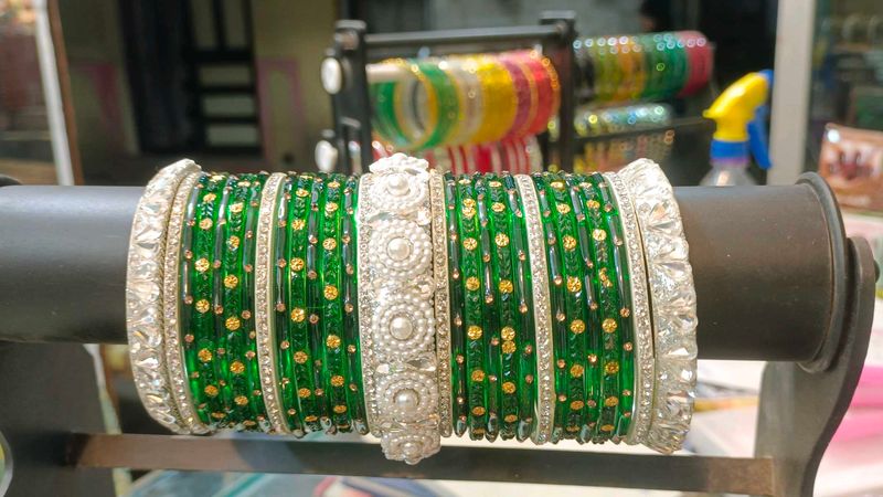 Green Bangle Set