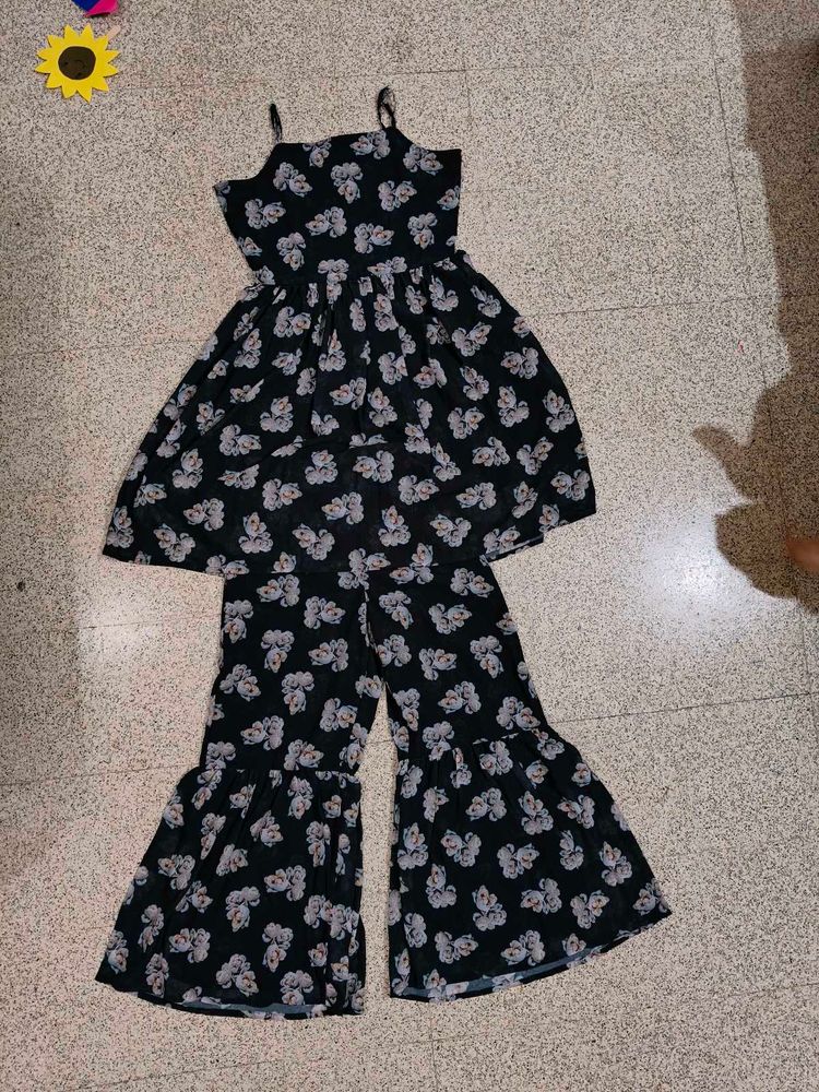 New Noodles Strap Co-ord Set With Full Inner