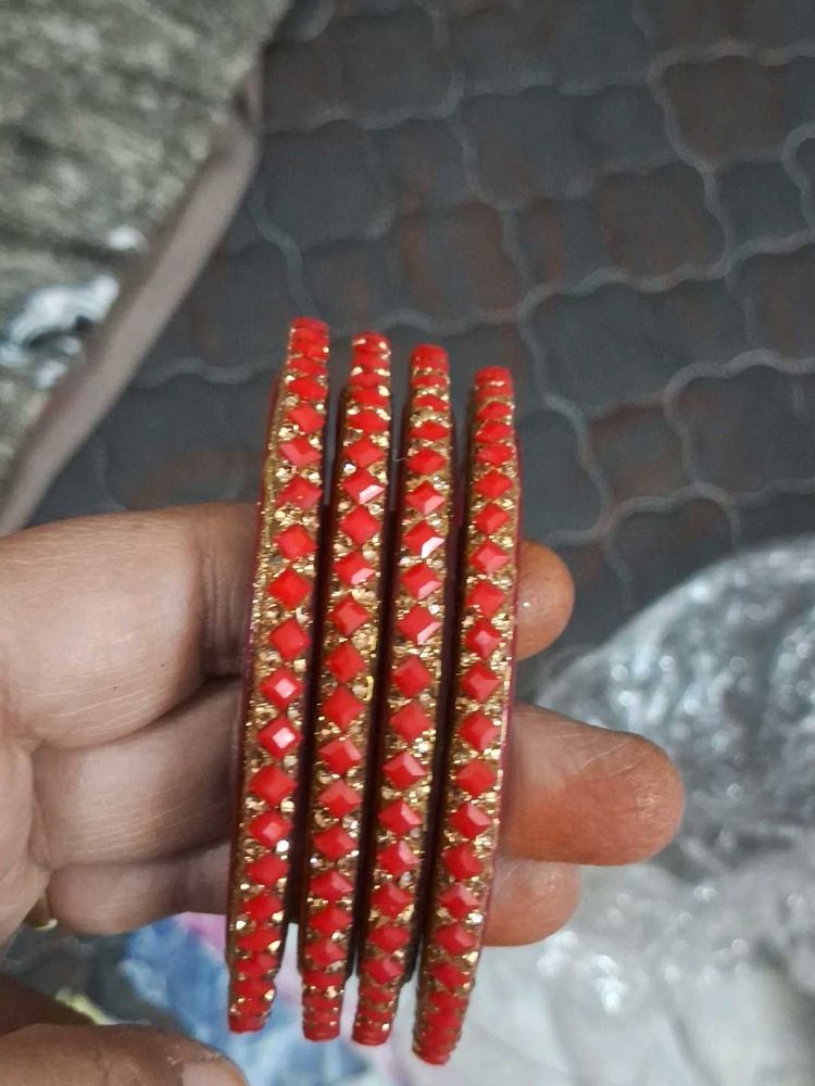Red &amp; Gold Bangles (Set of 4)