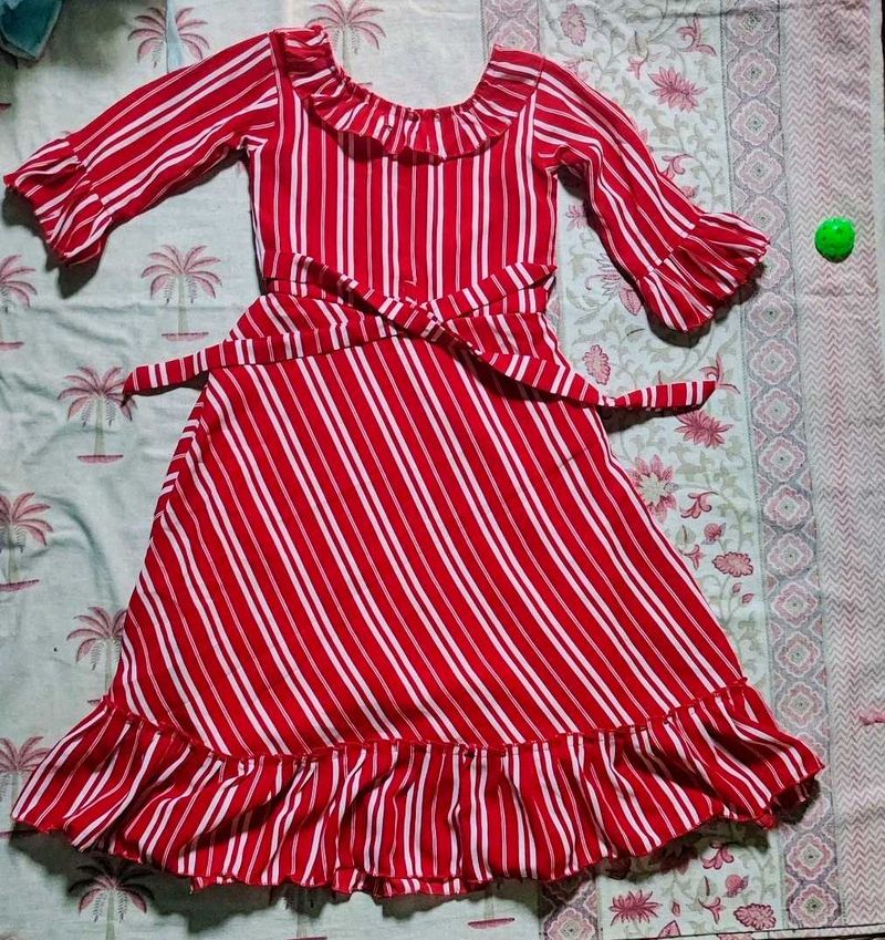 7 to 10 years girls bby  GOWNS