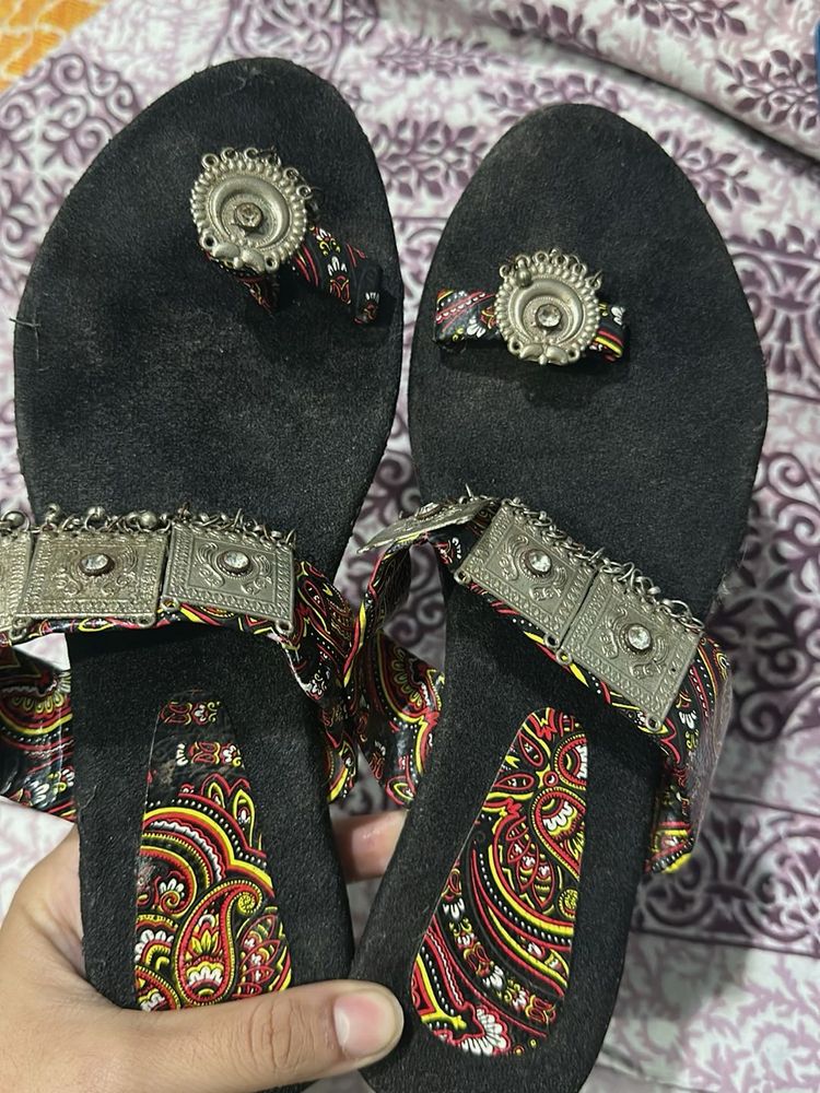 Ethnic Toe Ring Sandals
