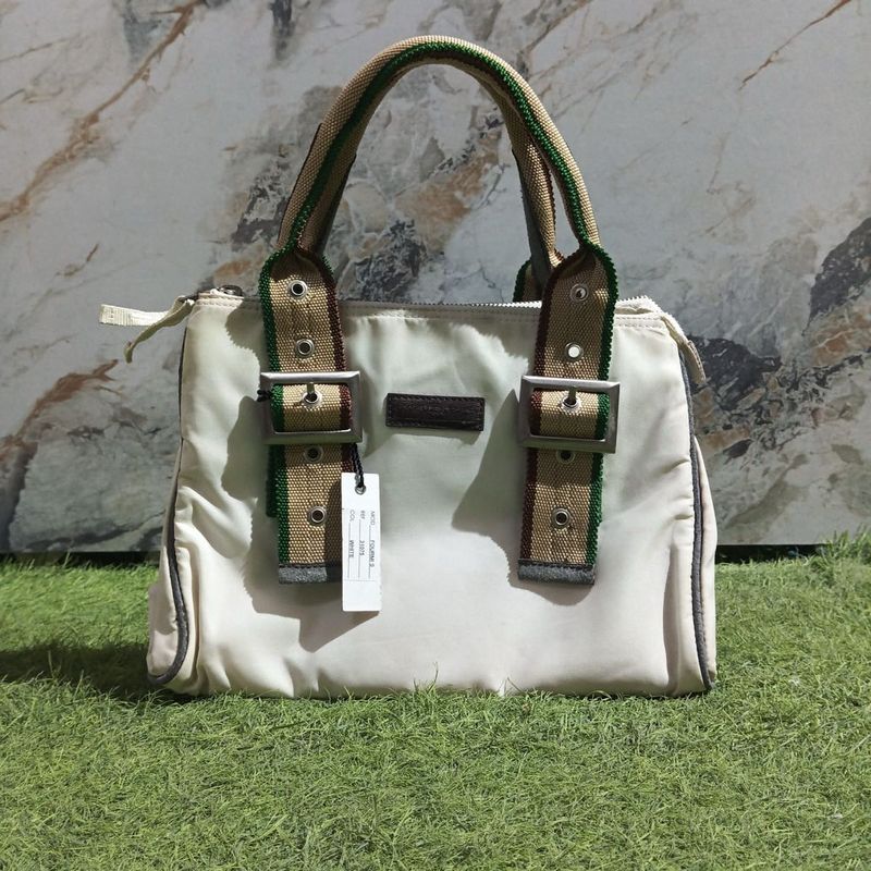 BRANDED BAG WITH TAG