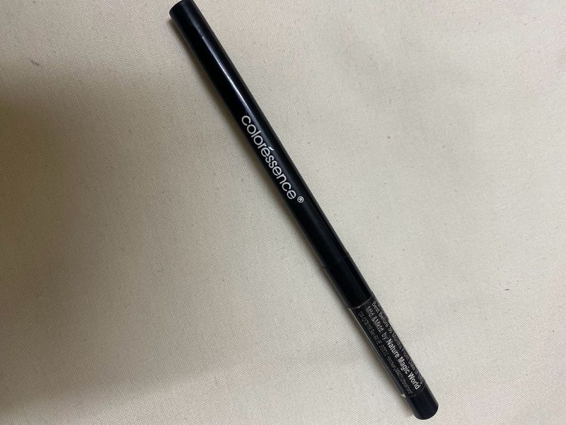 colleresence purple lip liner totally new with tag