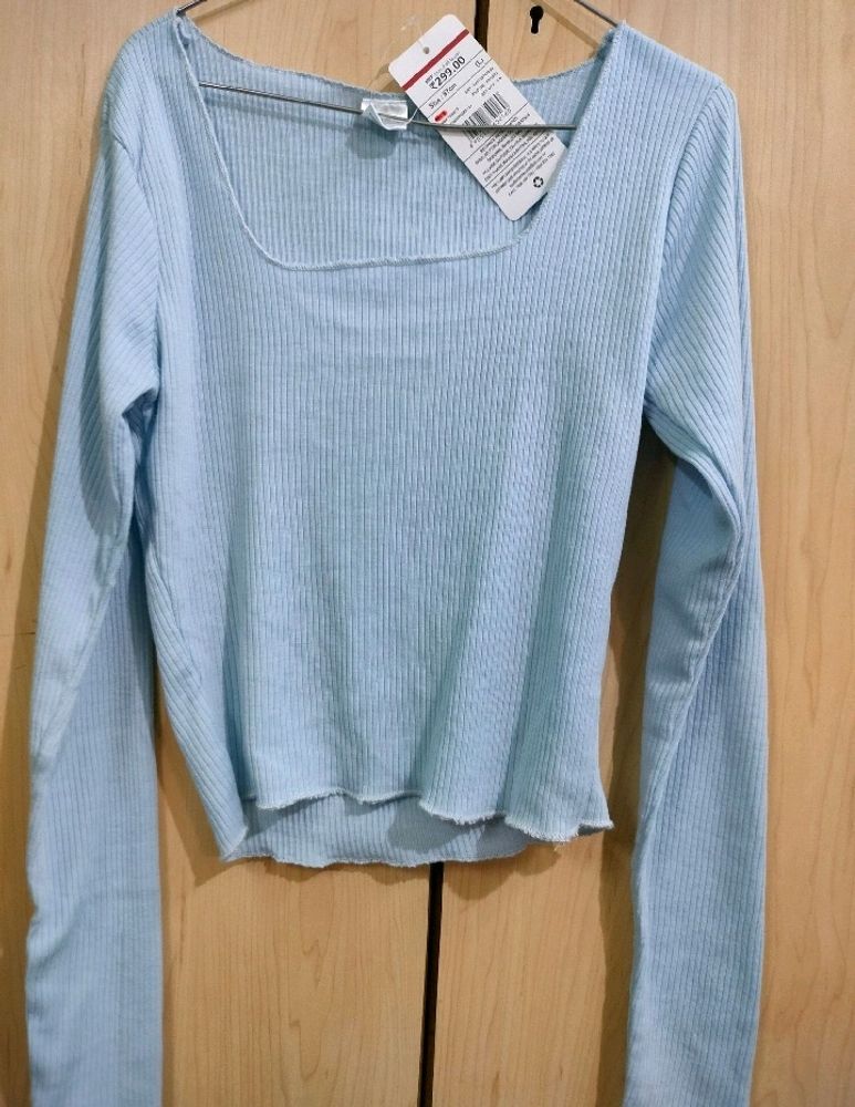 Sky Blue Square Neck Full Sleeve Crop Top