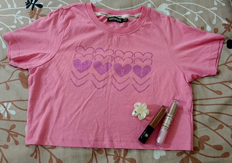 Cute Pink Crop Top with Heart &#34;LOVE&#34; Print