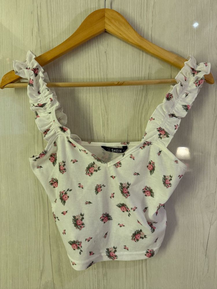 Cutest Floral Ruffle Top