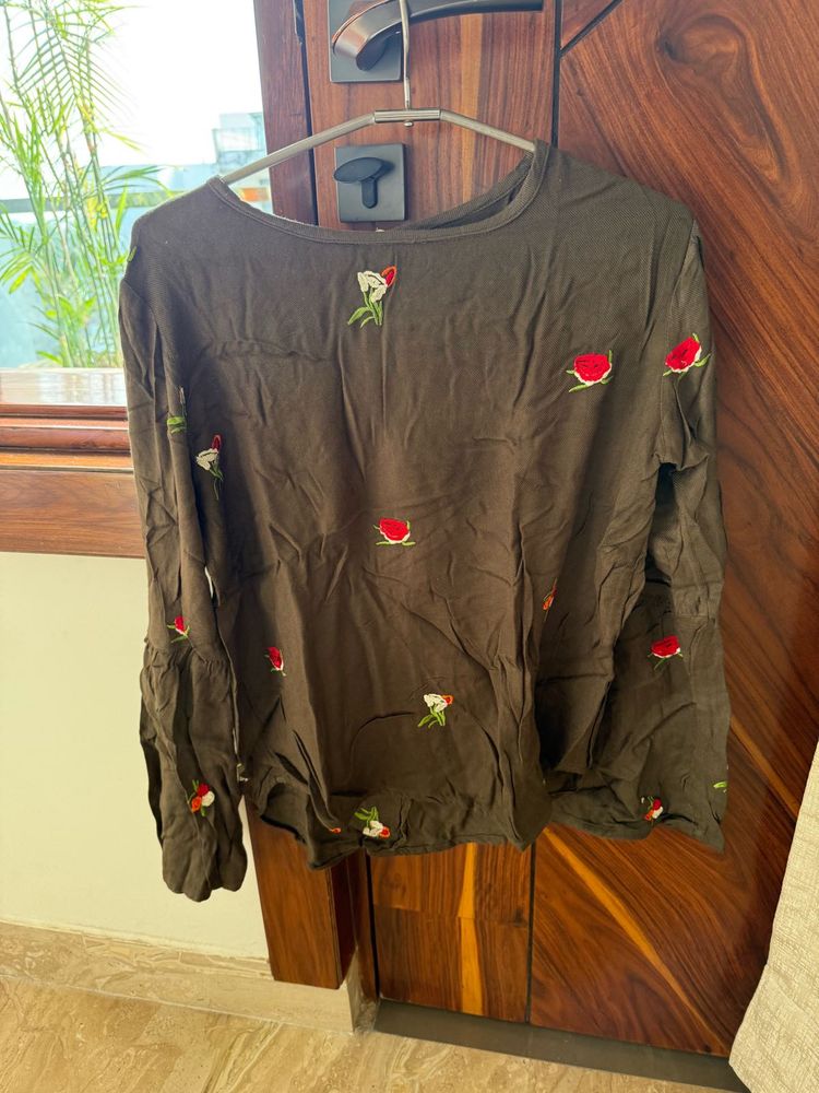 Embroidered Long Sleeve Top