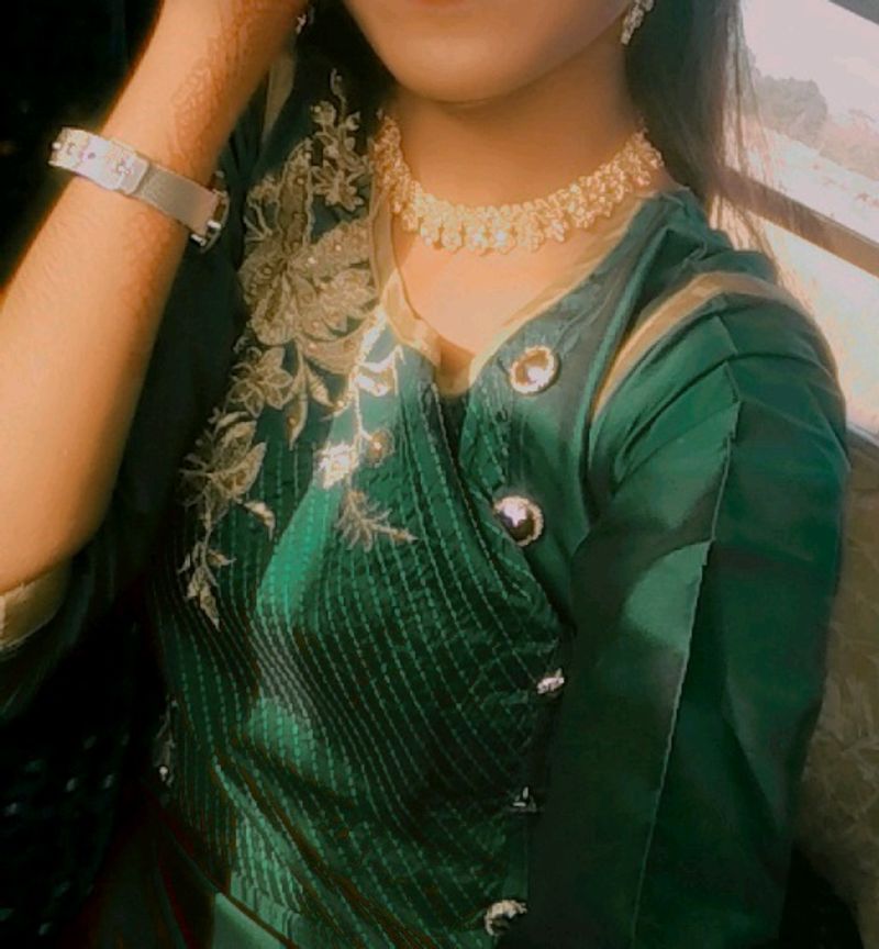 #flashsale Grab Fast.....Beautiful Gown With Skirt