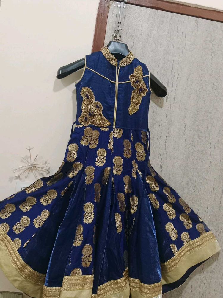 Gown