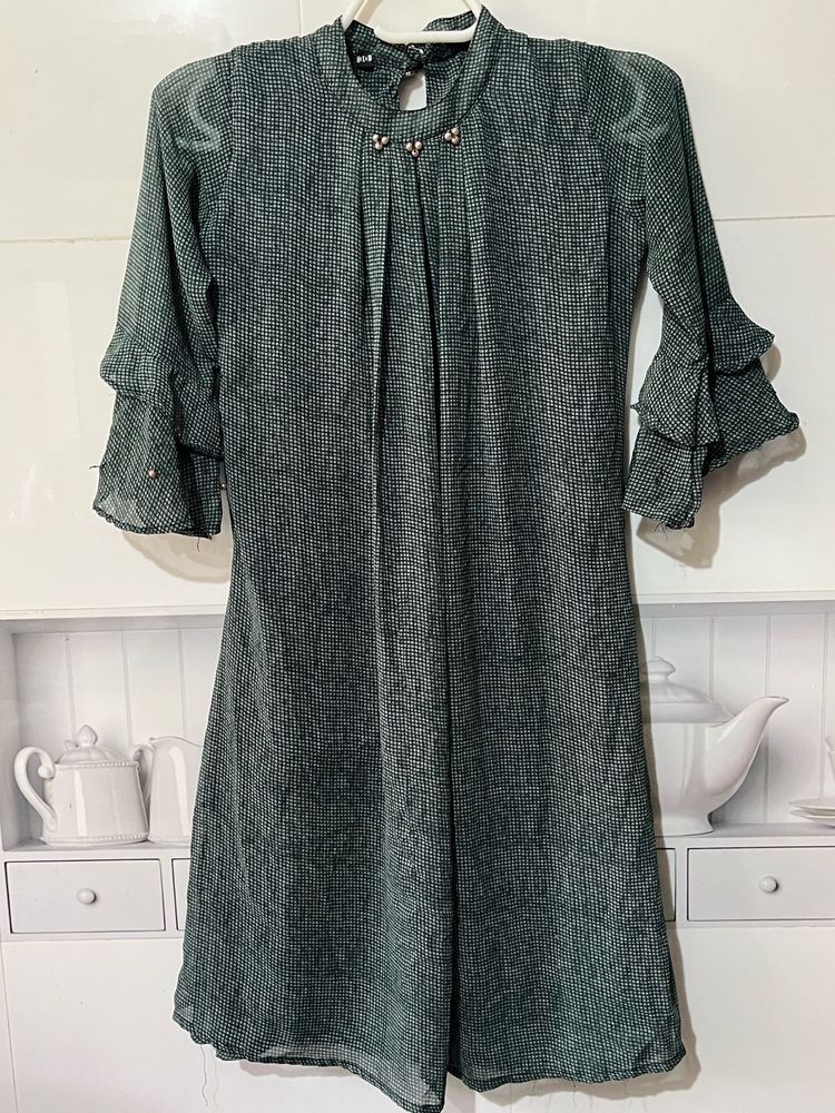 Dark Green Top