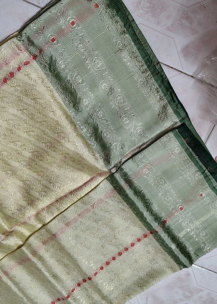 Light and Dark Green Contrast Saree