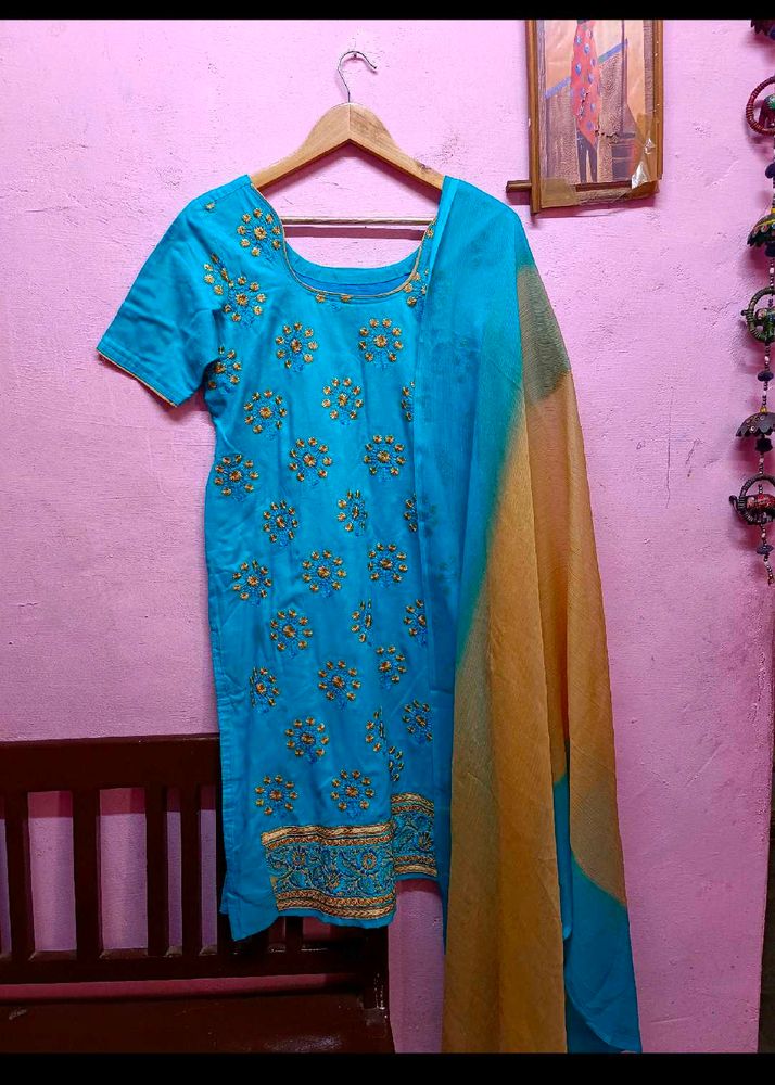 Blue Embroidered Kurta &amp; Dupatta set (women's)
