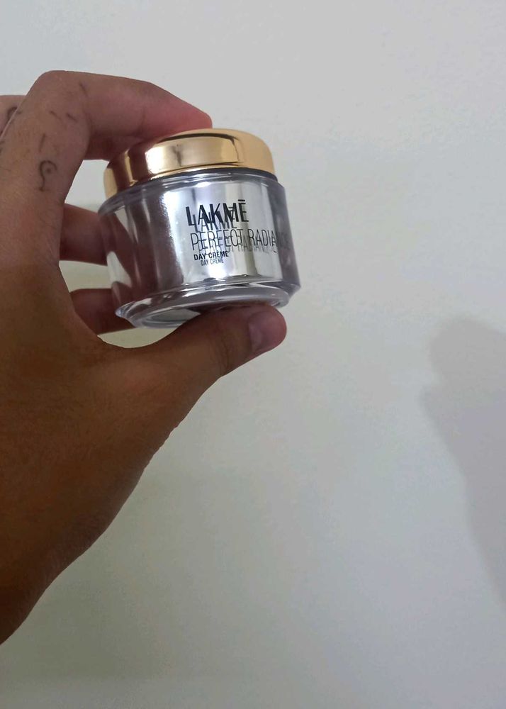 Lakme Perfect Radiance Day Creme