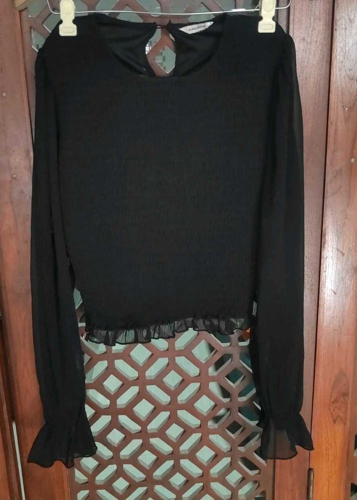 Chic Black Long Sleeve Top