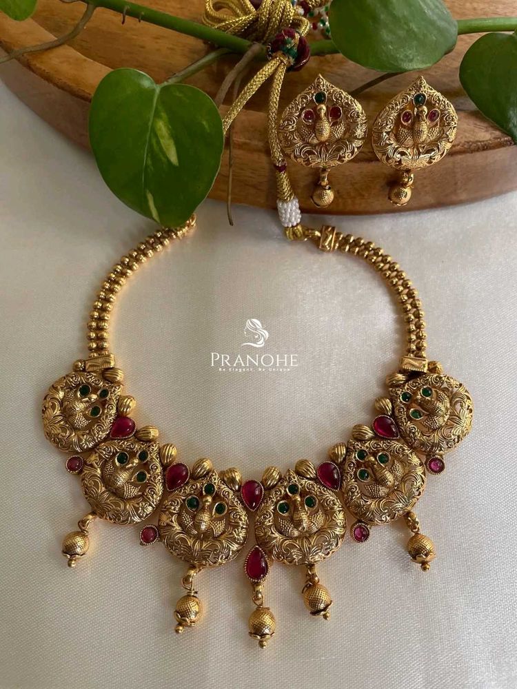 Elegant Necklace Set