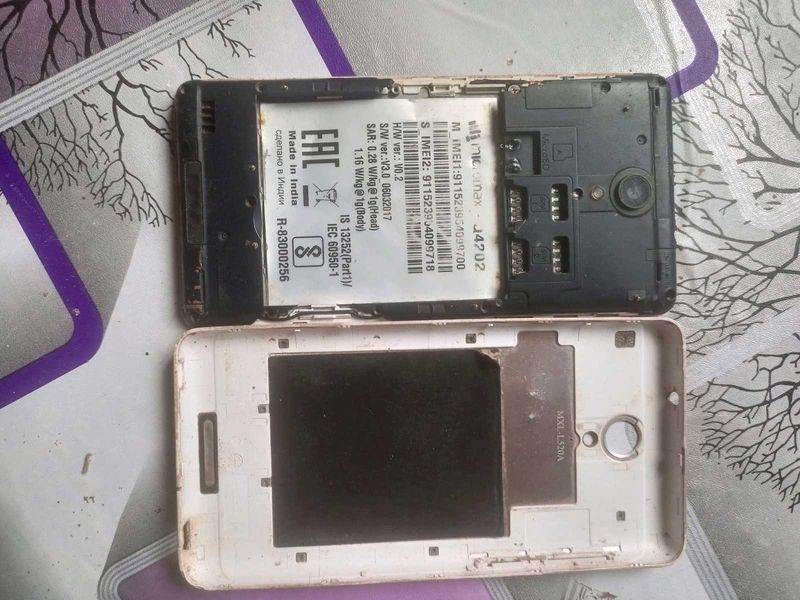 Micromax Q4202