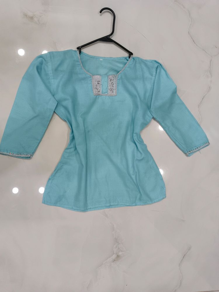 Short Kurti