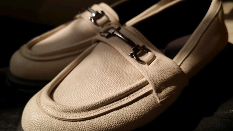 Elegant Beige Loafers with Metal Detail