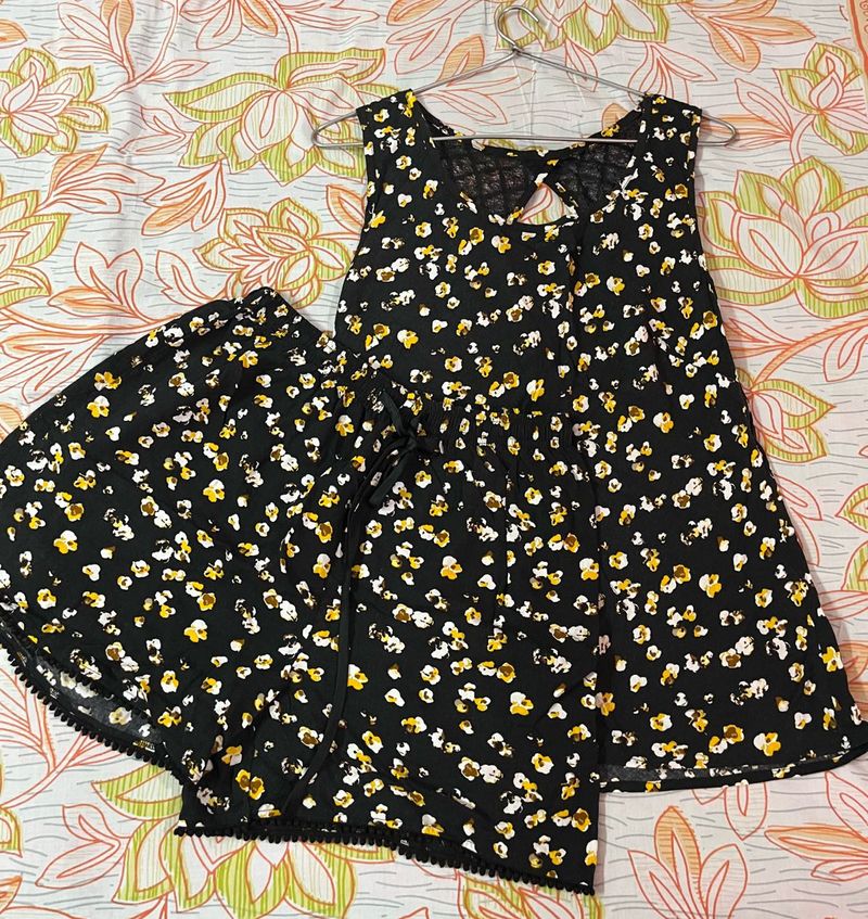Floral Pyjamas Set
